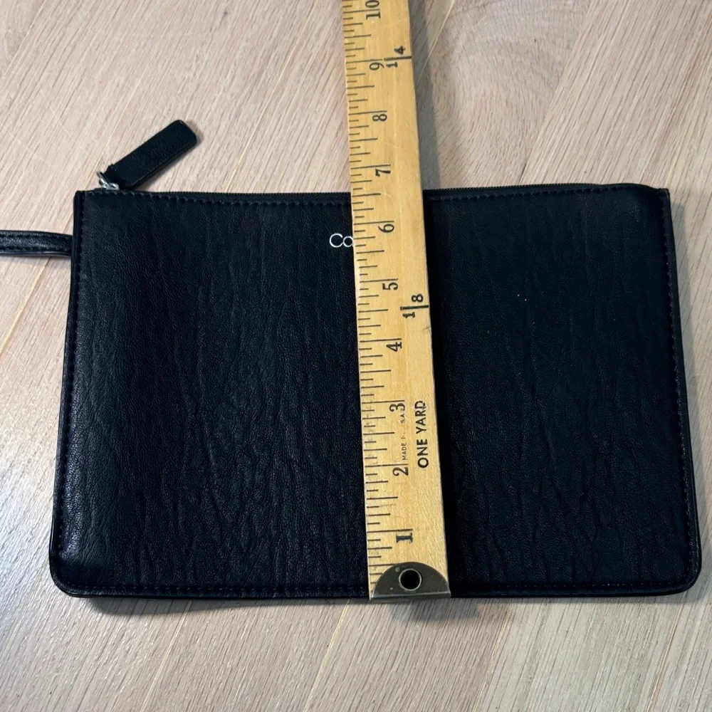 Calvin Klein Black Leather Men's Clutch